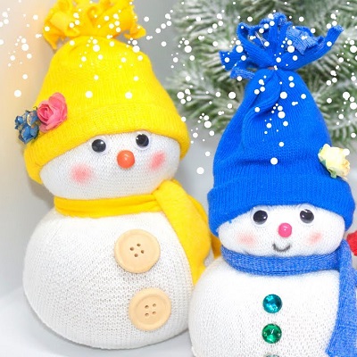 Lee más sobre el artículo Cómo hacer muñeco de nieve con calcetín